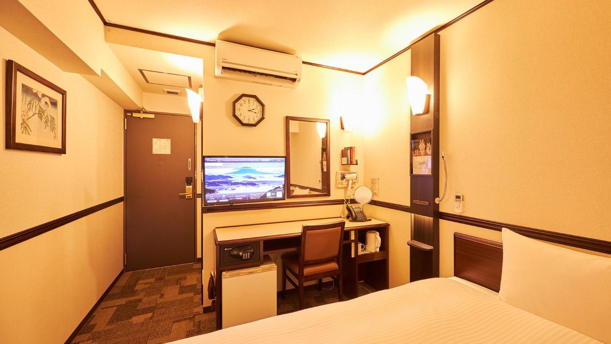Toyoko Inn Tokyo Seibu Ikebukuro Sen Higashi Kurume Eki Nishi Guchi Δωμάτιο φωτογραφία